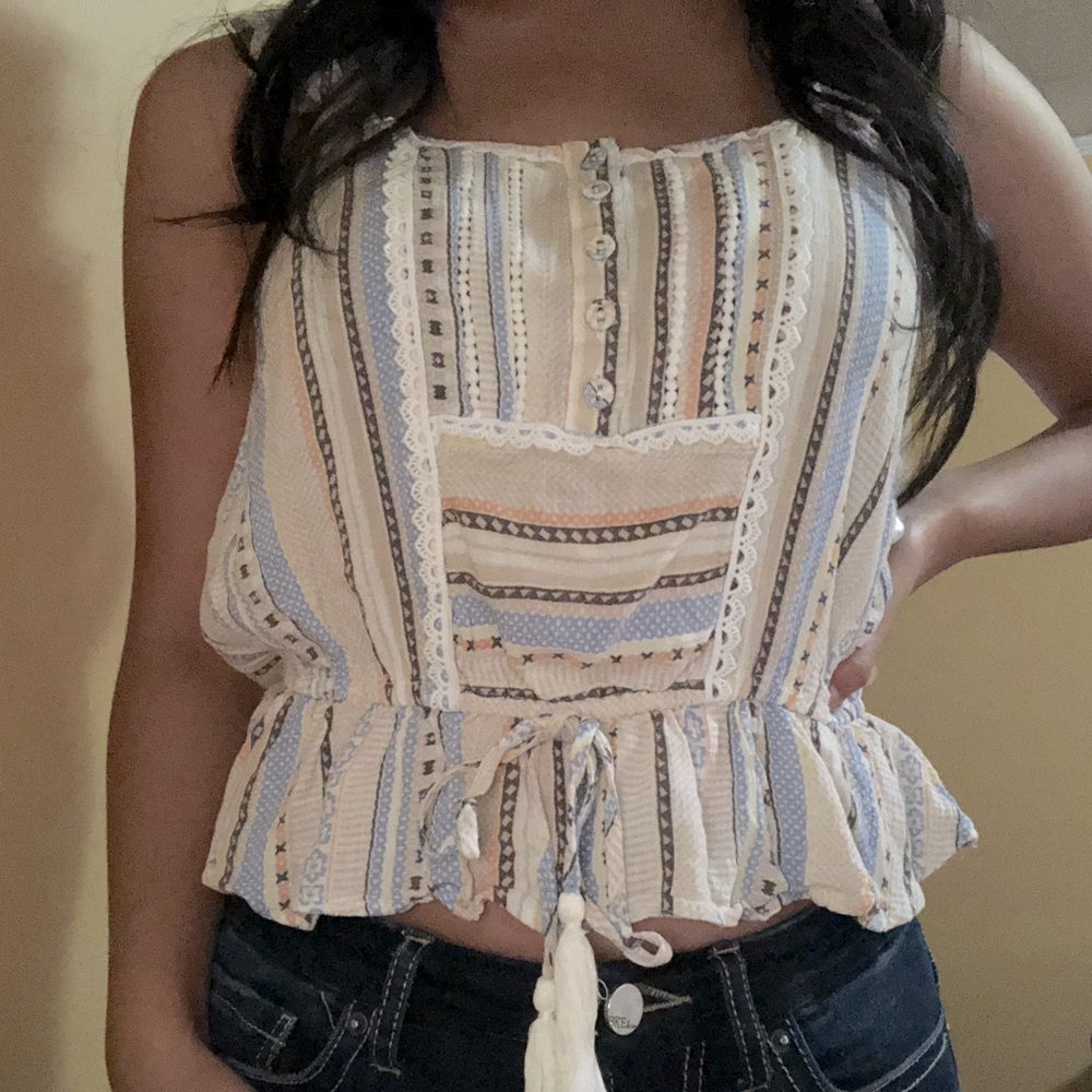 Soft pastel color top ,lightweight
